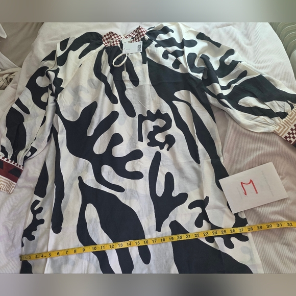 H&M Special Edition Loose Fit Dress Long Sleeves Cream Black Red Nwt - Picture 7 of 16